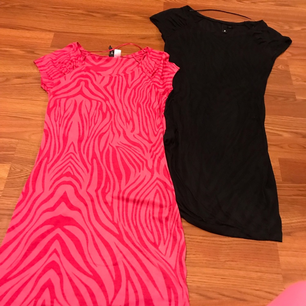 2 H&M Long T-shirt